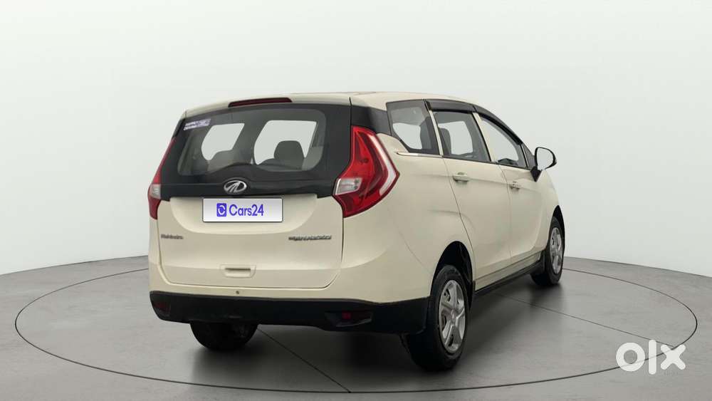 Mahindra Marazzo M2, 2018, Diesel