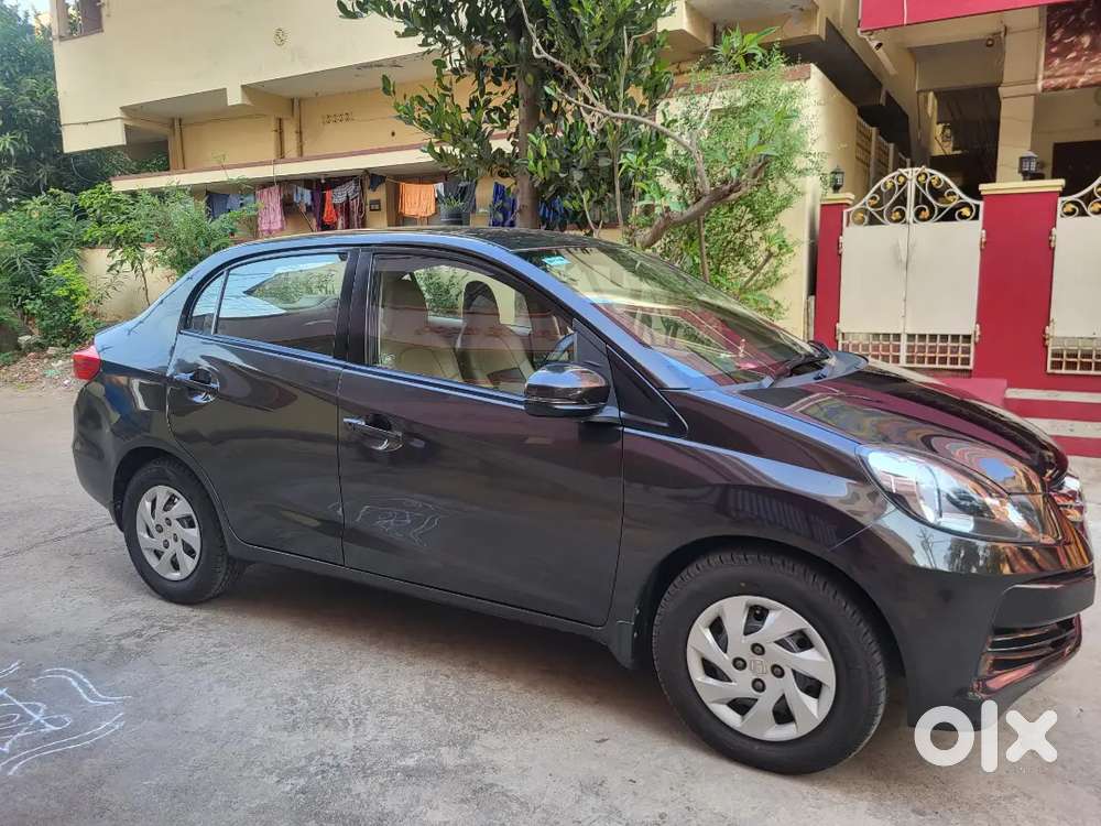Honda Amaze 2015 Diesel Well Maintained