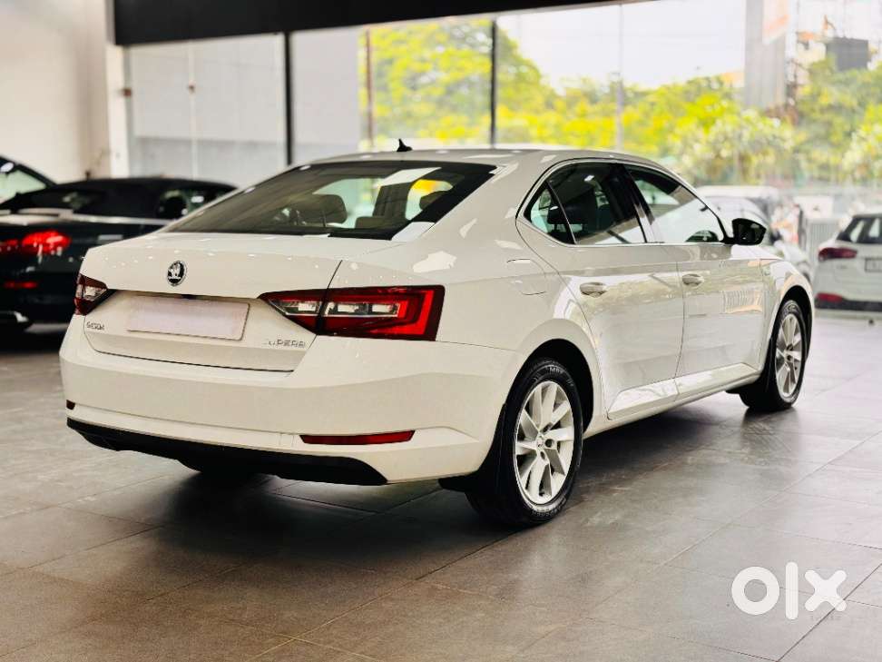 Skoda Superb 2.0 Tsi At L&k, 2017, Petrol