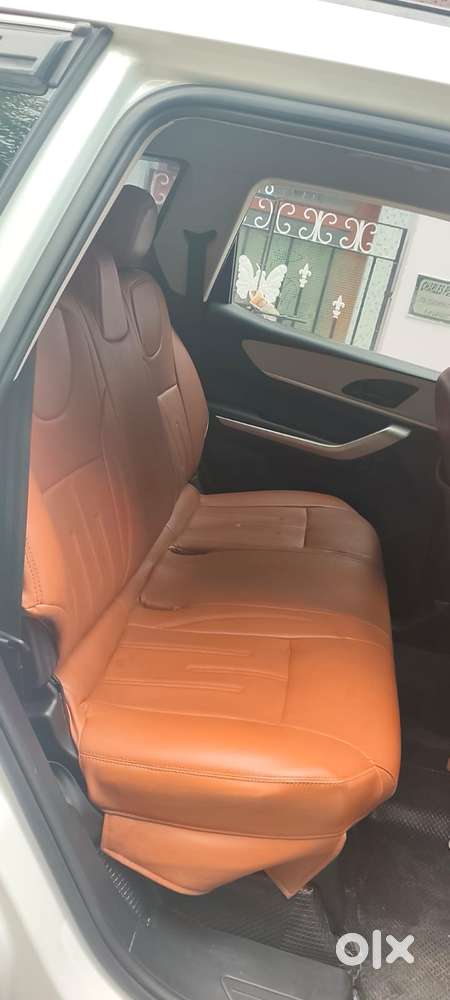 Mahindra Xuv700 2.2 Mx Diesel Mt 5 Str, 2022, Diesel