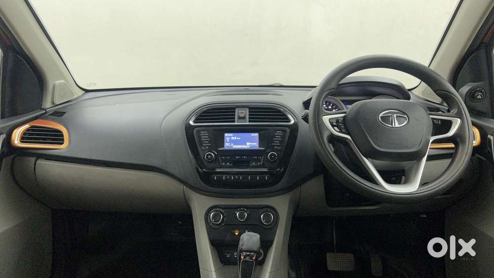 Tata Tiago Xza, 2017, Petrol