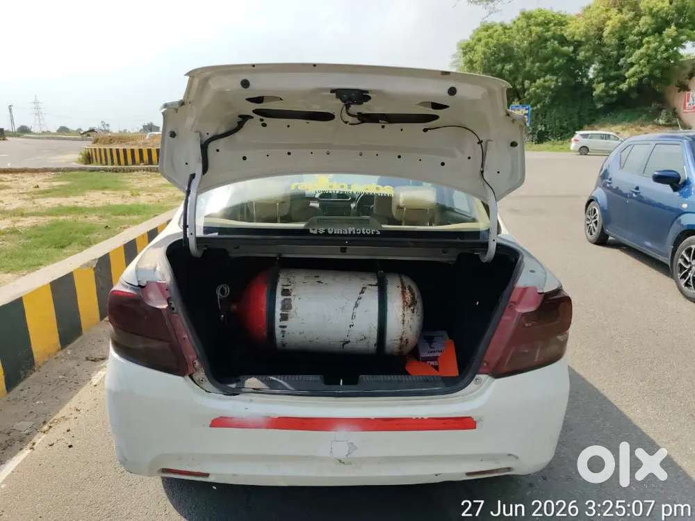 Maruti Suzuki Dzire 1.2 Tour 2017