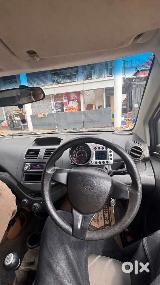 Chevrolet Beat Petrol 2010