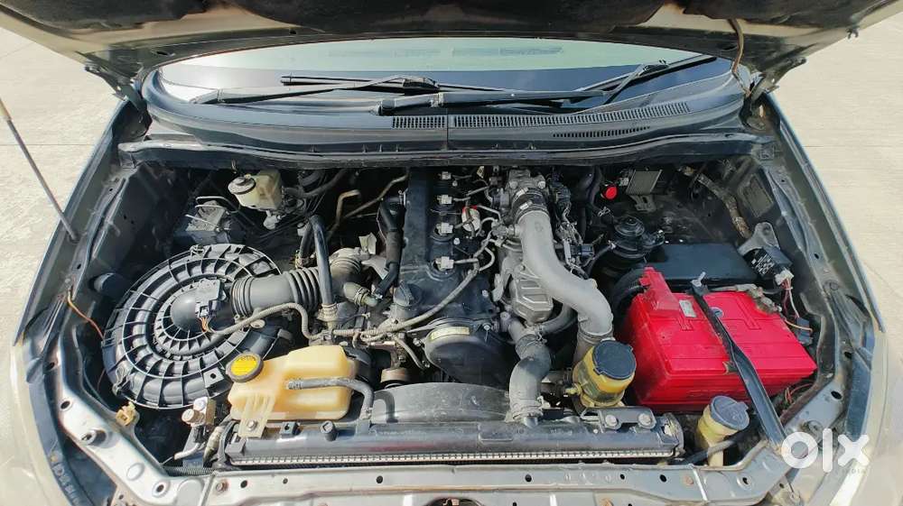 Toyota Innova 2.5 V 2010