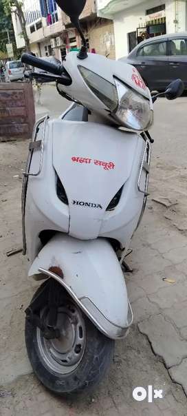 Olx deals per scooty