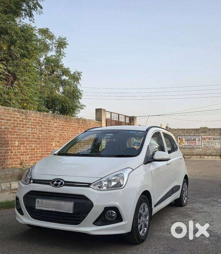 Hyundai Grand I10 2013-2016 Sportz, 2016, Petrol