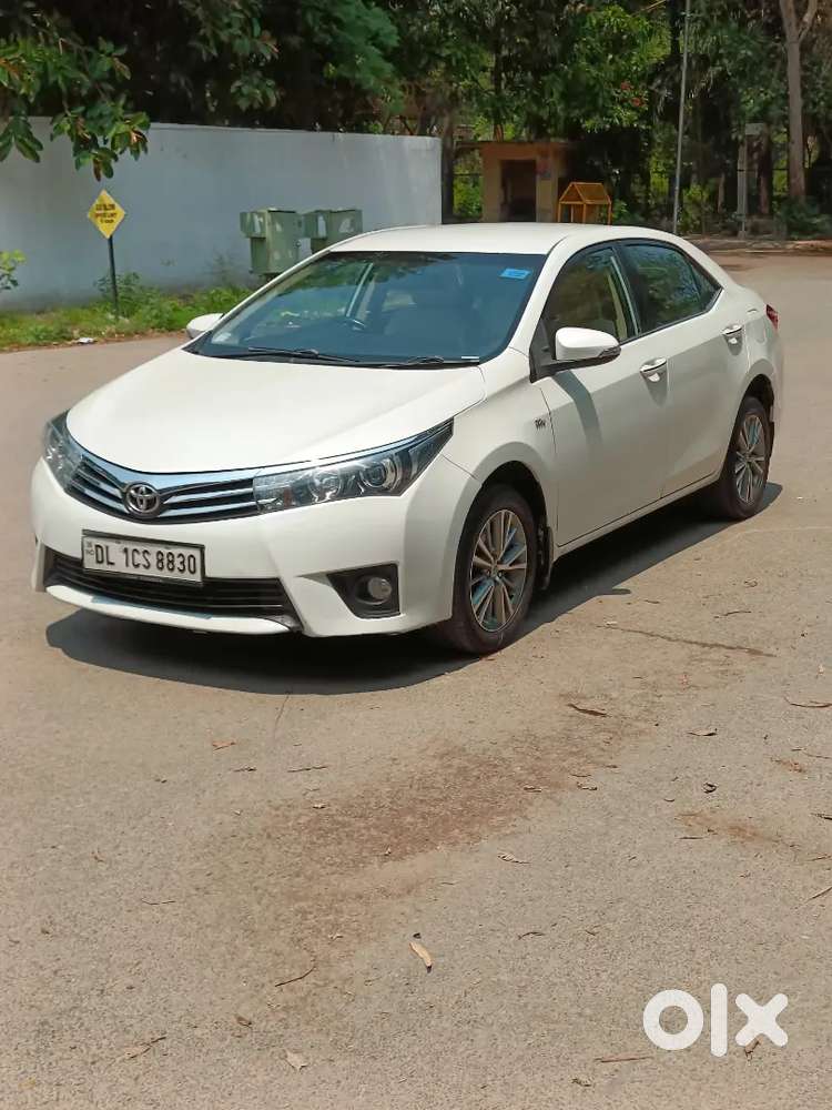 Corolla Altis 2015 Gl Top Variant Petrol