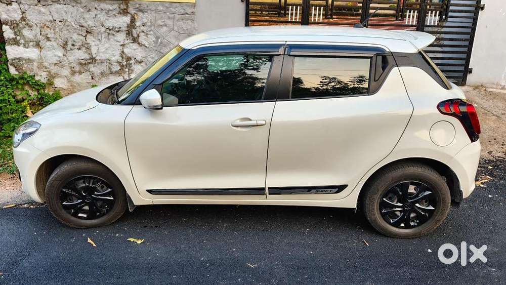 Excellent Showroom Condition Swift Vxi With B2b Insurance