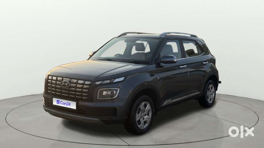 Hyundai Venue 1.2 S (o), 2022, Petrol