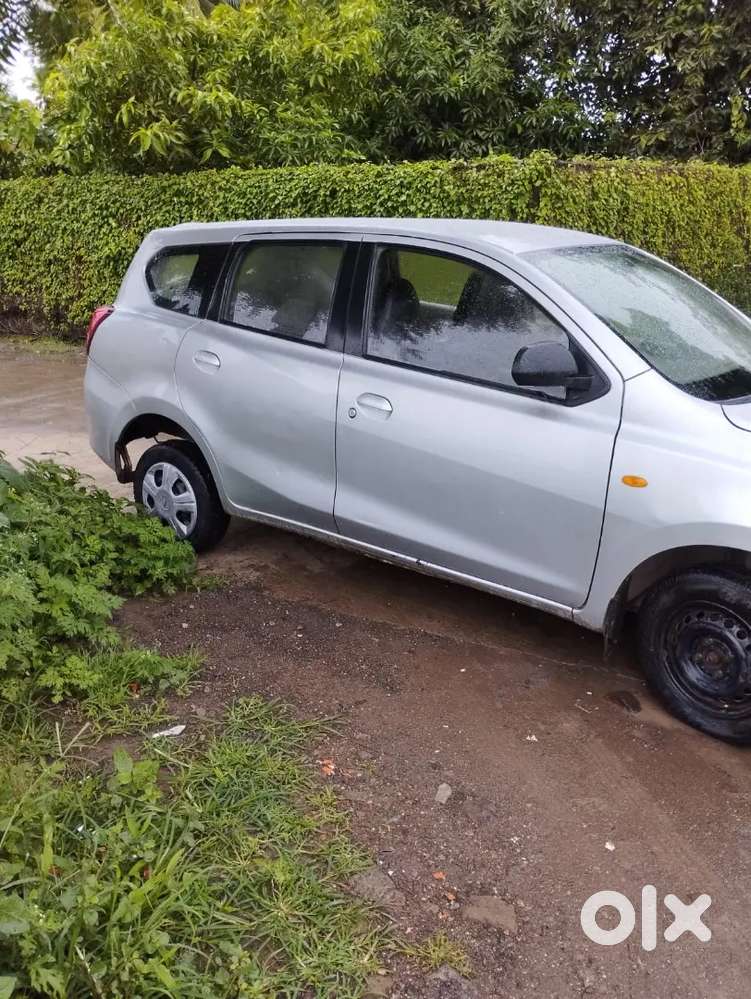 7 Seater Datsun Go Plus 2015