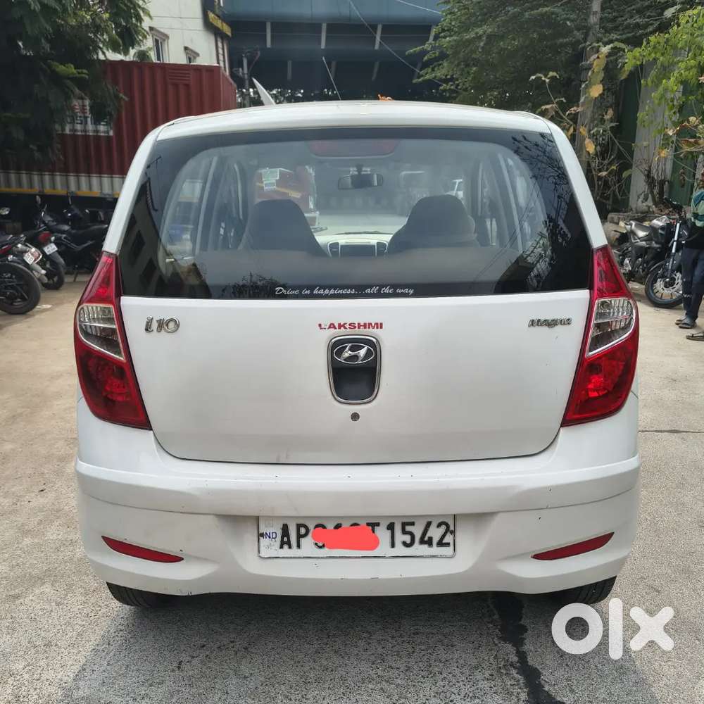 Showroom Single Owner Hyundai I10 Magna Well Maintained