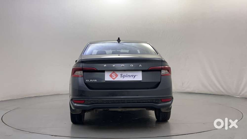 Skoda Slavia Ambition 1.0l Tsi Mt, 2022, Petrol