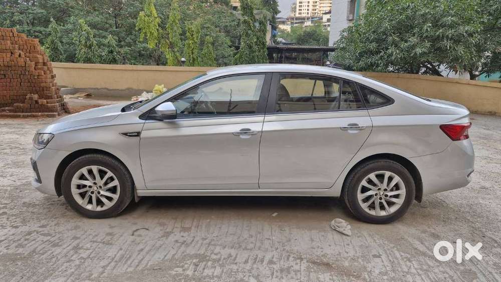 Skoda Slavia 1.0 Ambition Tsi At, 2022, Petrol