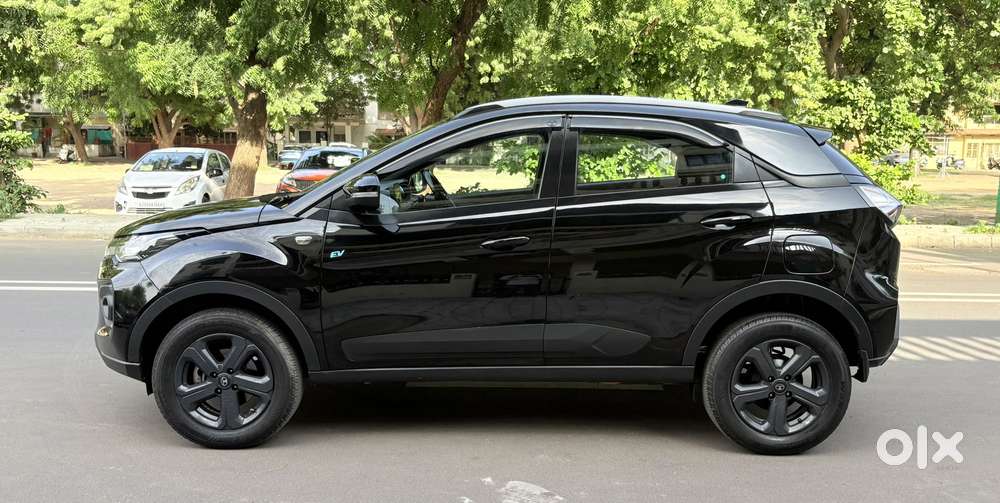 Tata Nexon Ev Xz Plus Dark Edition, 2023, Electric