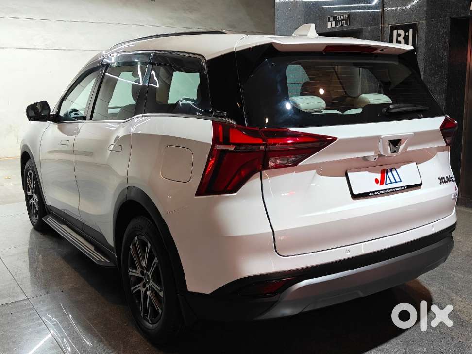 Mahindra Xuv700 2.2 Ax 7 Diesel Mt Luxury Pack Str, 2023, Diesel
