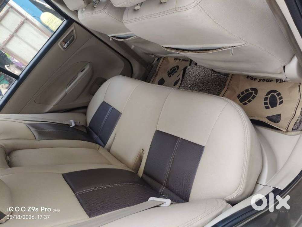 Maruti Suzuki Dzire 1.2 Vxi, 2016, Petrol
