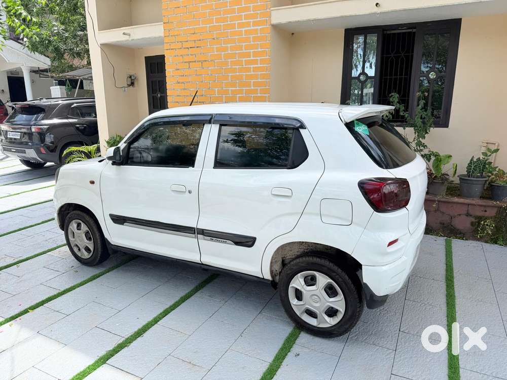 Maruti Suzuki S-presso 1.0 Lxi Cng, 2022, Cng & Hybrids