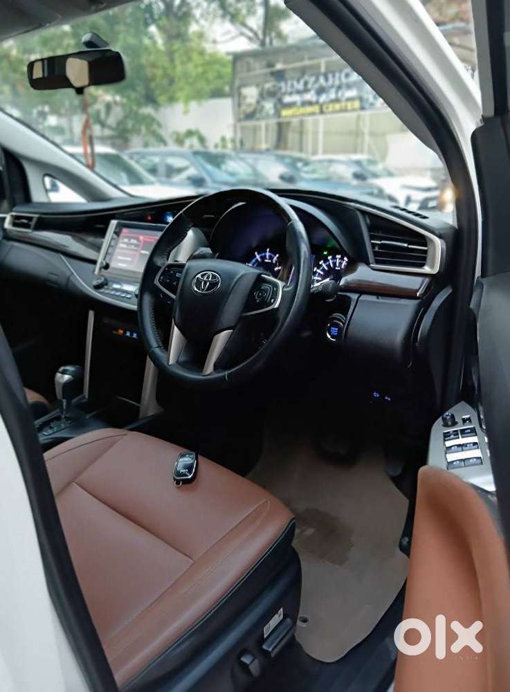 Toyota Innova Crysta 2.4 Z 7 Str, 2022, Diesel
