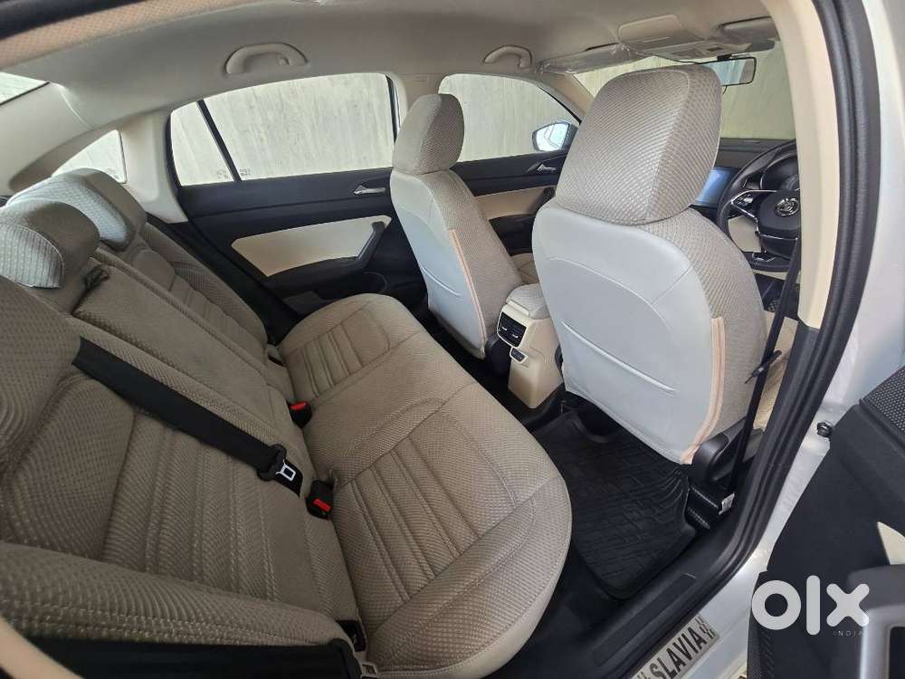 Slavia- Silver-10600 Kmtr New Car