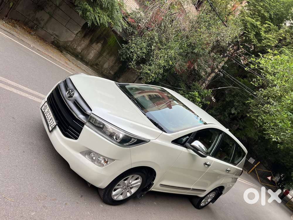 Toyota Innova Crysta 2.7 Zx At, 2017, Petrol