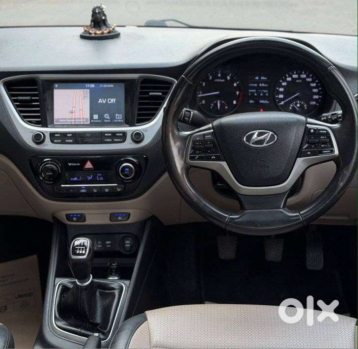 Hyundai Verna 1.5 Sx (o) Petrol Mt, 2019, Petrol