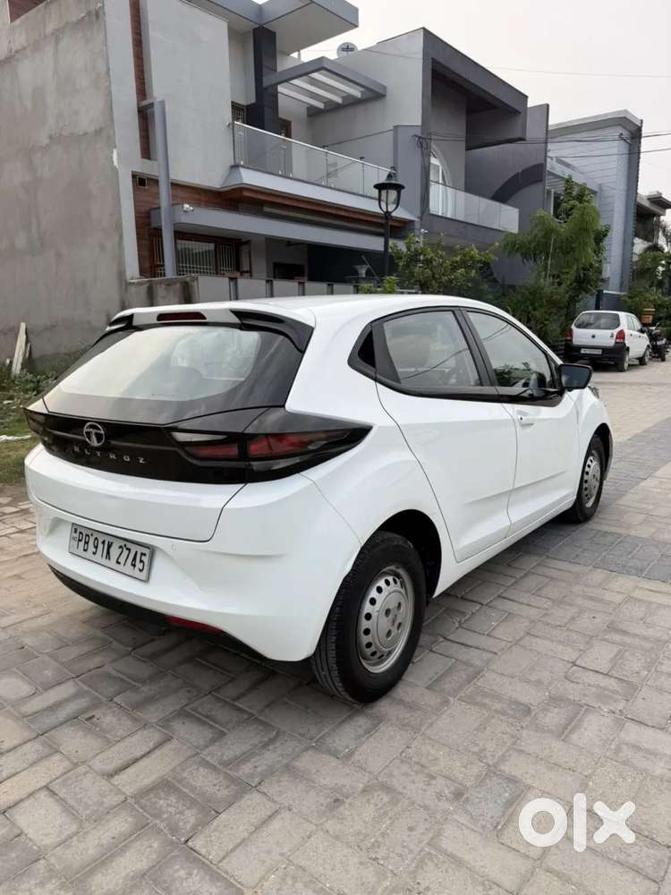 Tata Altroz 1.5 Xe Diesel, 2020, Diesel