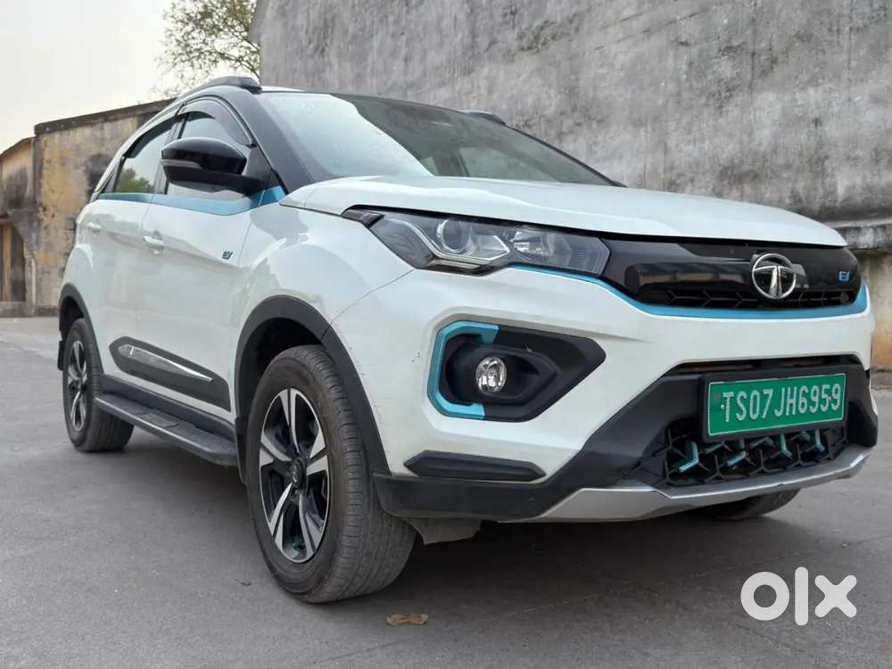 Nexon Ev Top End. Extension Battery Warranty