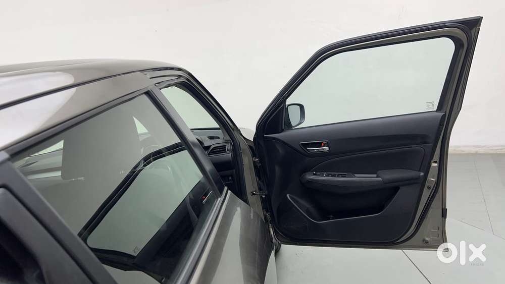 Maruti Suzuki Swift Vvt Vxi, 2021, Petrol