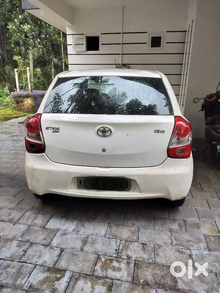 Toyota Etios Liva 2014 Diesel 140000 Km Driven, Well Maintained