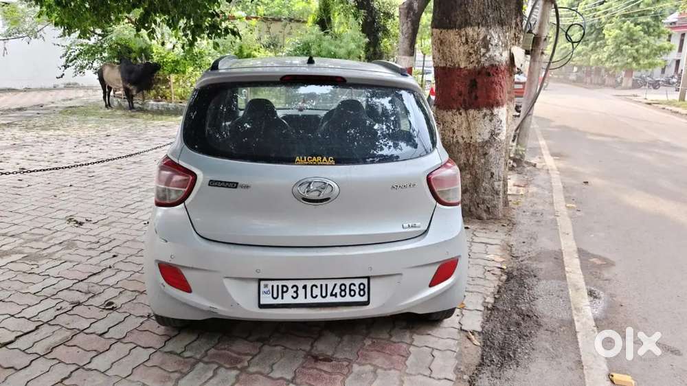 Hyundai Grand I10sportz 2015 Petrol 150000 Km Driven
