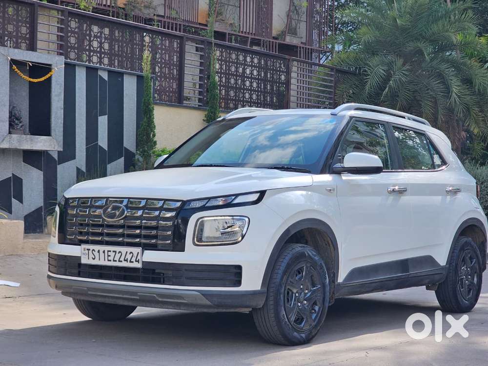 Hyundai Venue S 1.2 Petrol, 2023, Petrol