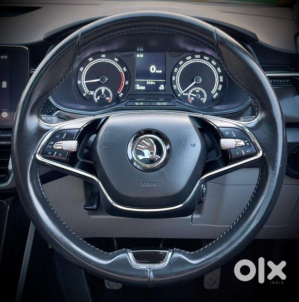 Skoda Kushaq 1.0 Tsi Style, 2023, Petrol