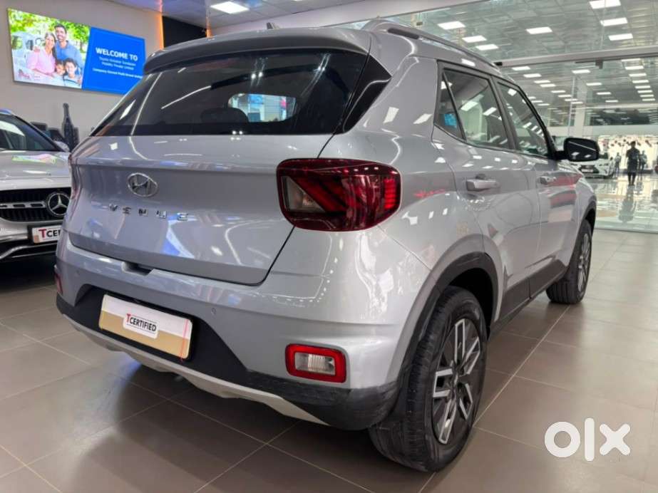 Hyundai Venue S Plus Mt 1.2 Kappa, 2022, Petrol