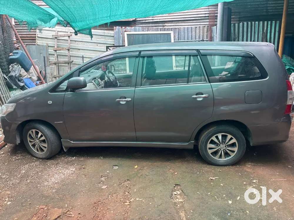 Toyota Innova 2012 Diesel Well Maintained Company Service Record