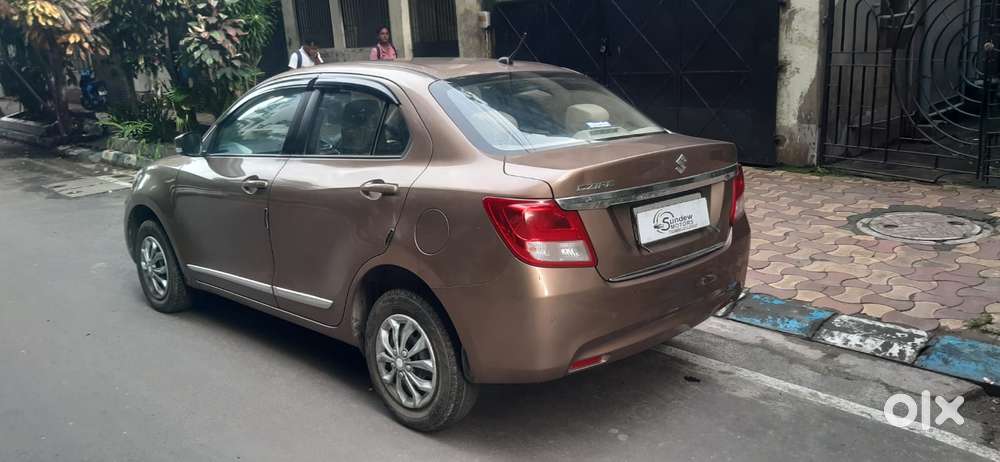 Maruti Suzuki Dzire 1.2 Vxi, 2022, Petrol