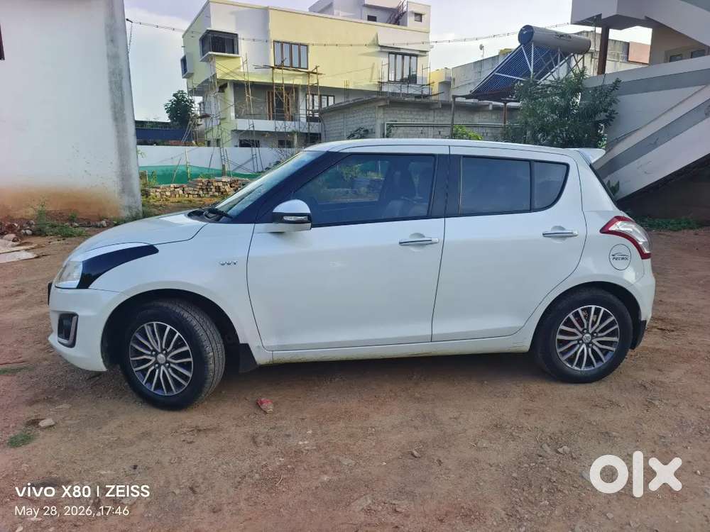 Maruti Suzuki Swift 2015 Petrol 37560 Km Driven With Service History