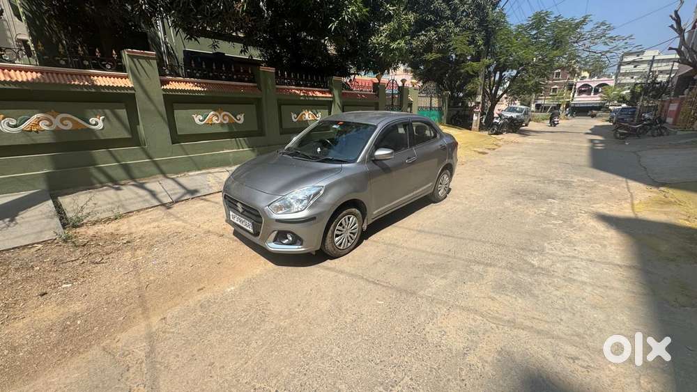 Maruti Suzuki Dzire 1.2 Vxi, 2022, Petrol