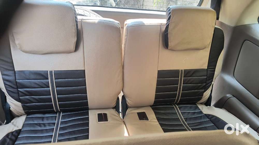 Toyota Innova 2.5 G (diesel) 8 Seater, 2015, Diesel