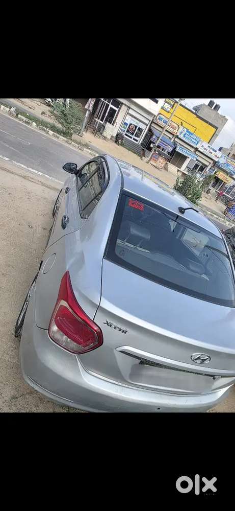 Hyundai Xcent 2015 Diesel Good Condition