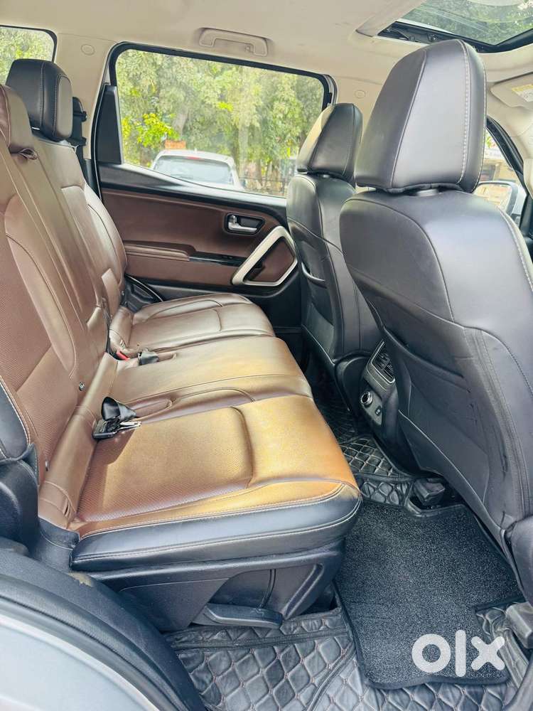 Mahindra Scorpio-n 2.2 Z8 Diesel At 7 Str, 2023, Diesel