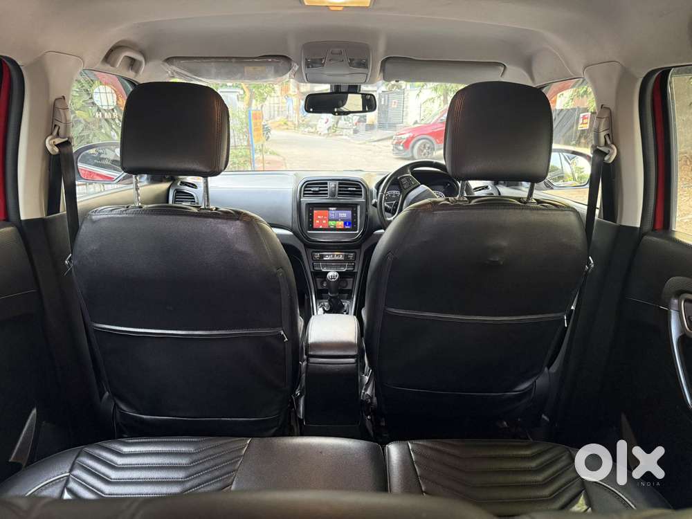 Maruti Suzuki Brezza 1.5 Zxi Plus Smart Hybrid Dual Tone, 2022, Petr..