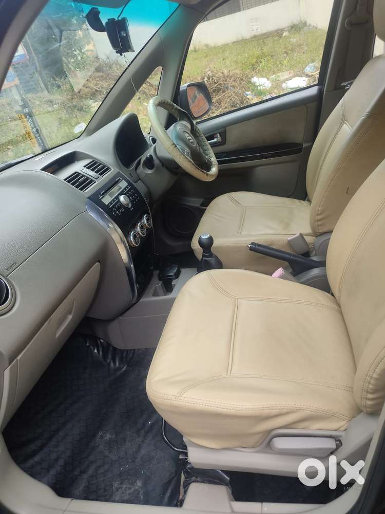 Maruti Suzuki Sx4 Zxi, 2011, Petrol