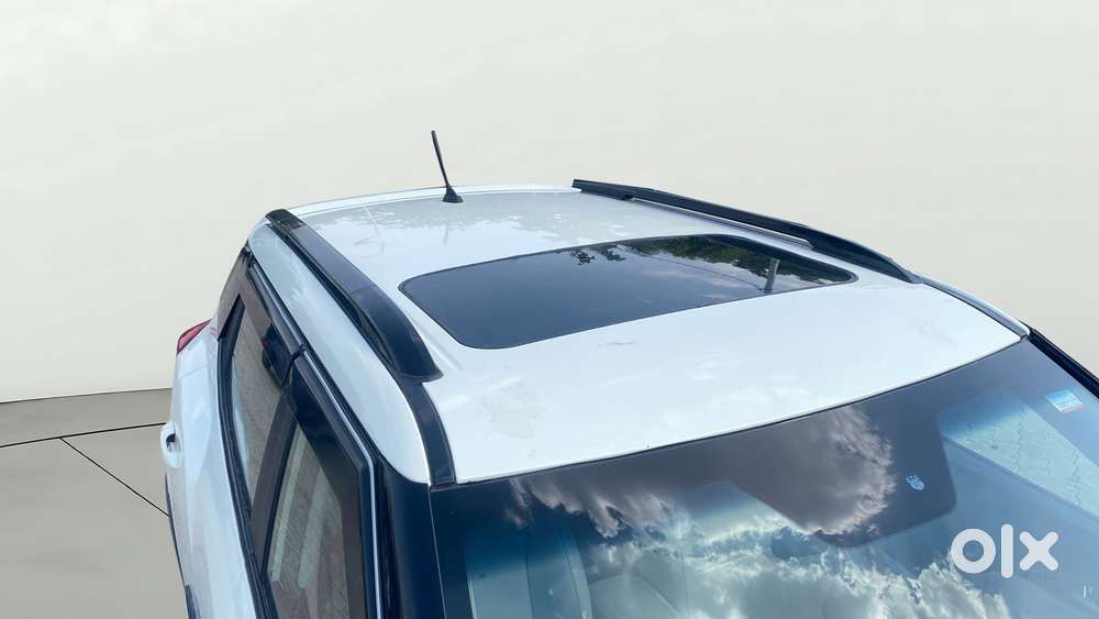 Mahindra Xuv300 W8 Option, 2021, Petrol