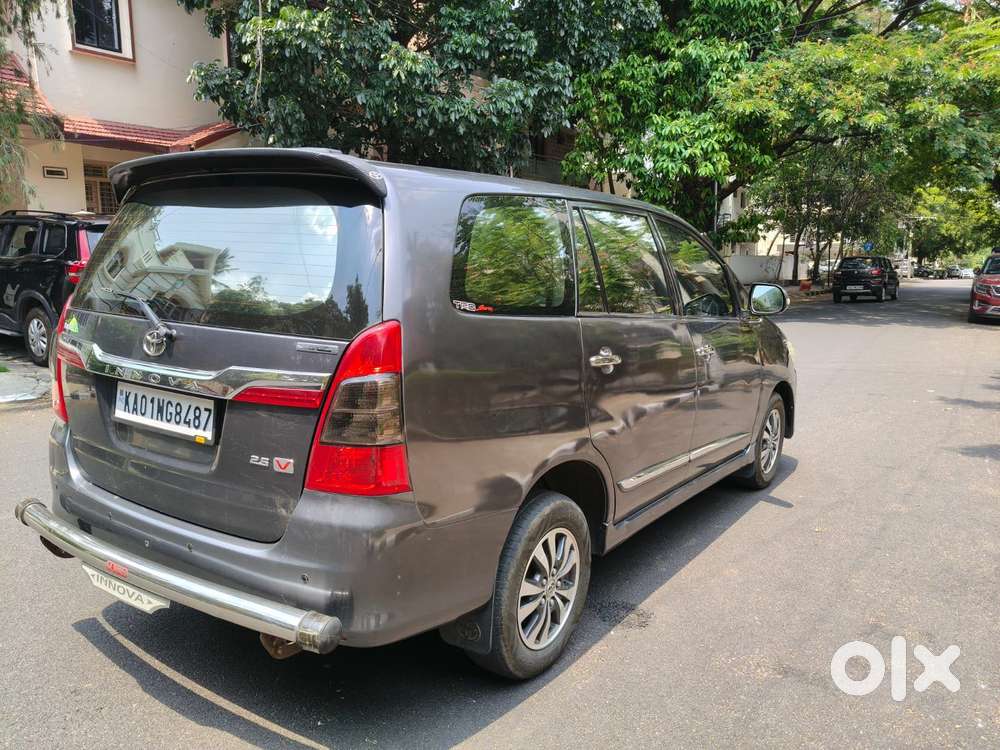 Toyota Innova 2.5 Vx 7 Seater Bs Iv, 2015, Diesel