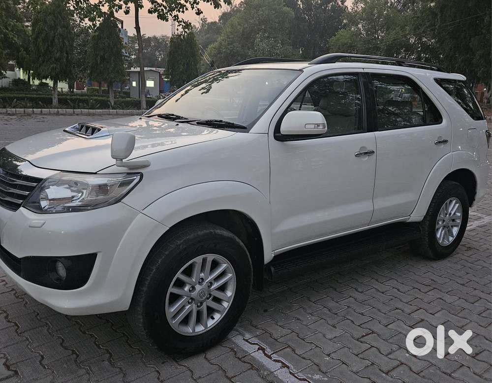 Toyota Fortuner 3.0 4x2 Automatic, 2014, Diesel