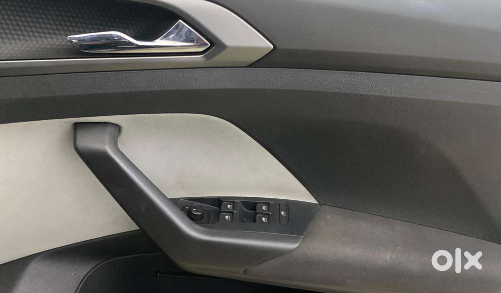 Skoda Kushaq 1.0 Tsi Ambition, 2022, Petrol