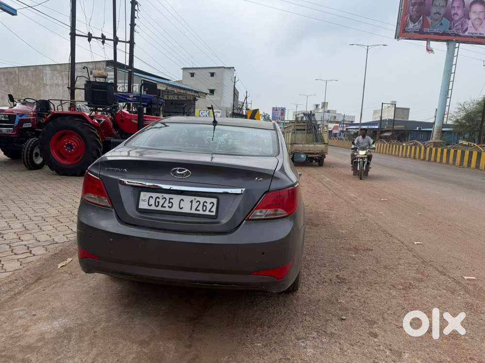 Hyundai Verna Petrol 2015
