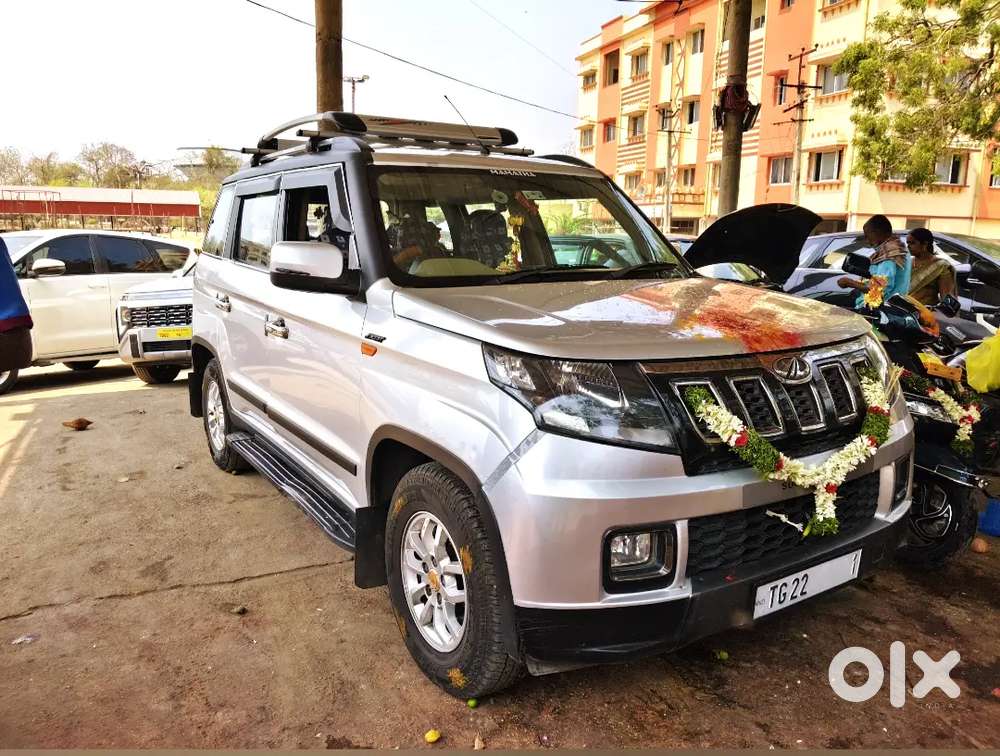 Mahindra Tuv 300,t-10,2021reg