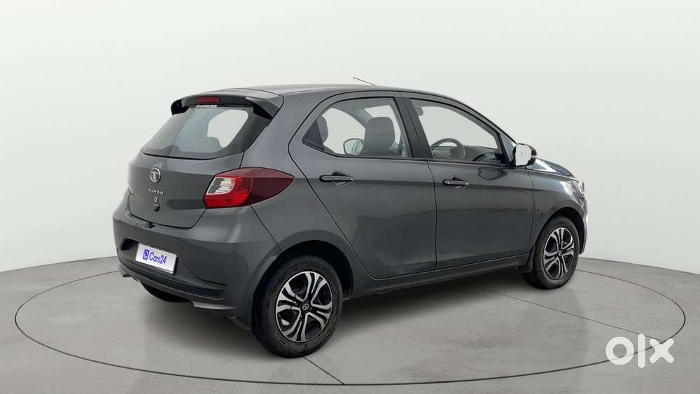 Tata Tiago 1.2 Revotron Xta, 2022, Petrol