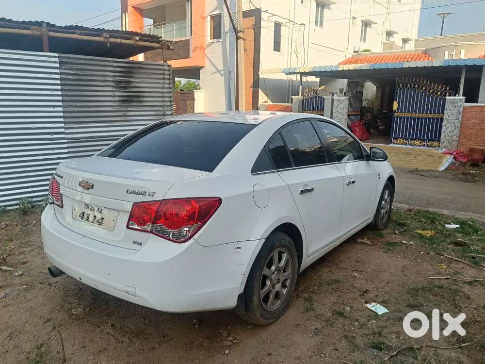 Diesel Rocket.chevrolet Cruze  Diesel Well Maintained. Doctor Used Car